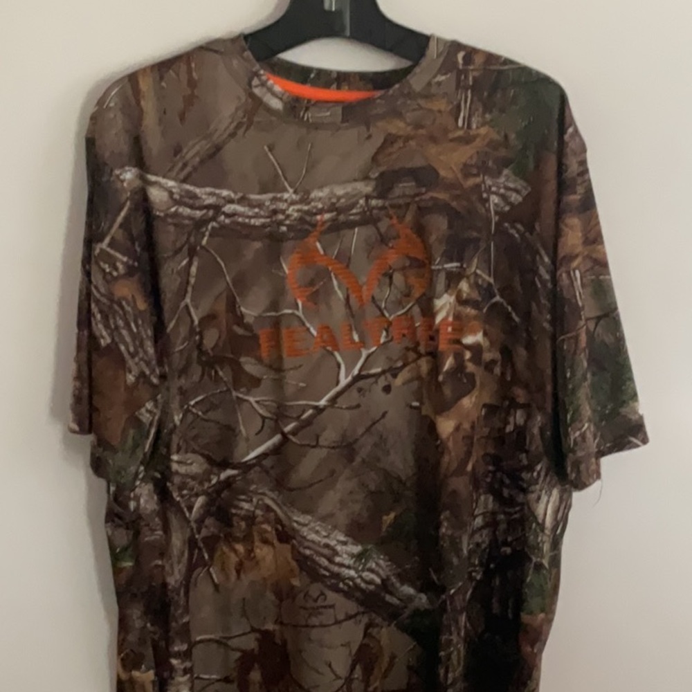 Realtree Brown and Orange Short Sleeve Camouflage Tee